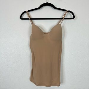 Hanro allure camisole tank built in bra neutral undershirt casual classic